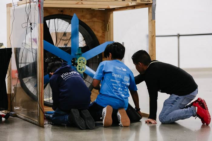 Students prepare to compete at KidWind event